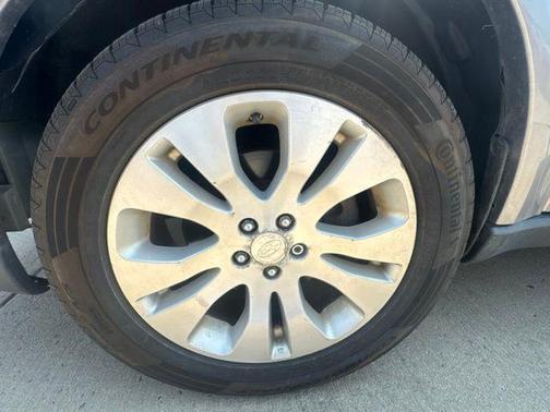 Quartz Silver Metallic 2009 Subaru Outback 2.5i