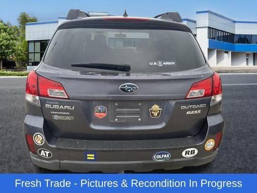 Carbide Gray Metallic 2014 Subaru Outback 2.5i Premium