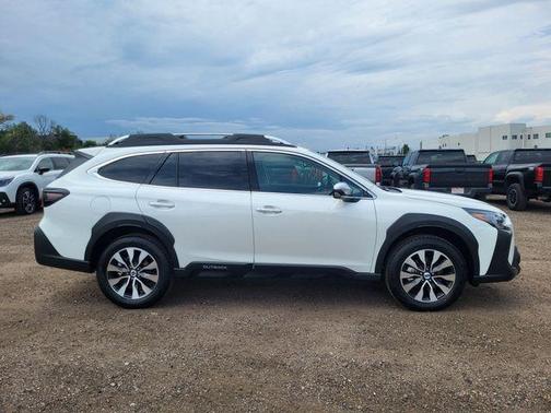 2025 Subaru Outback Touring XT