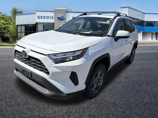 Ice 2025 Toyota RAV4 XLE