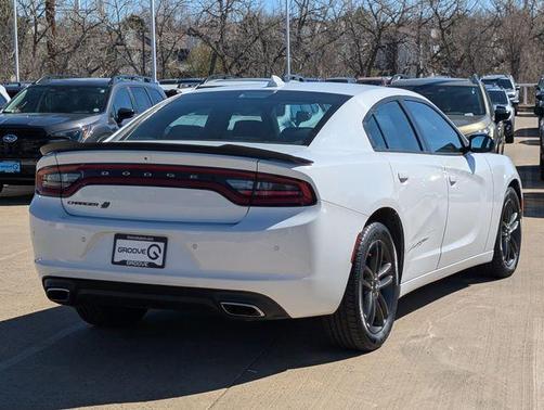 2019 Dodge Charger SXT