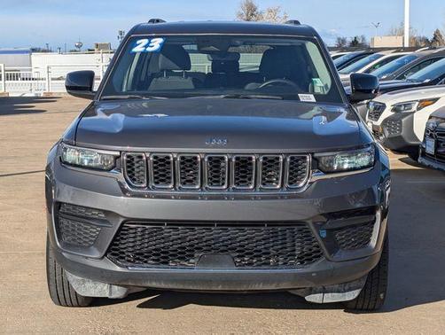 2023 Jeep Grand Cherokee Laredo