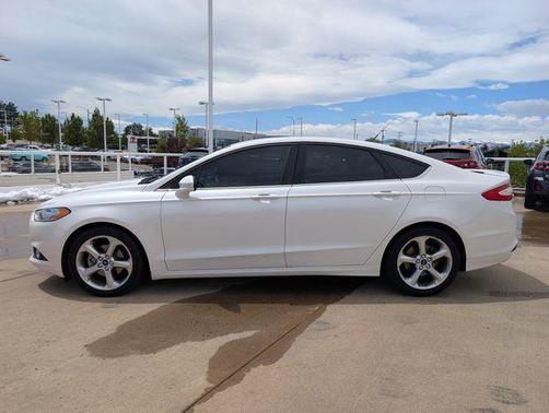 White Platinum Clearcoat Metallic 2015 Ford Fusion SE