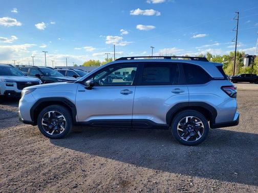 Ice Silver Metallic 2026 Subaru Forester Premium