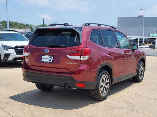 Crimson Red Pearl 2024 Subaru Forester Premium