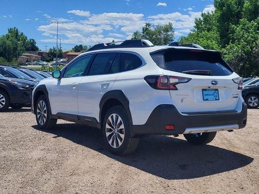 2025 Subaru Outback Touring XT