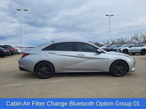 2021 Hyundai ELANTRA SEL
