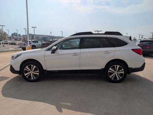 White 2018 Subaru Outback 2.5i Limited