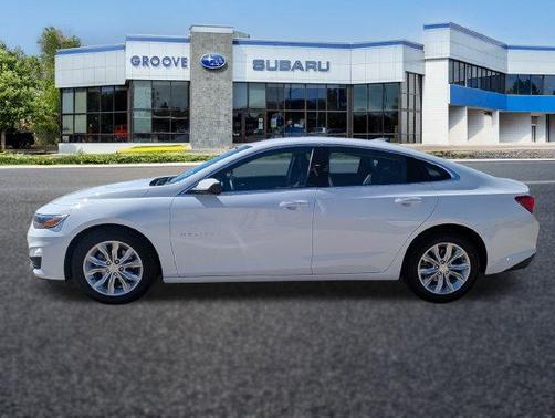 Summit White 2025 Chevrolet Malibu LT