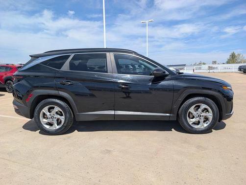 Phantom Black 2022 Hyundai TUCSON SEL