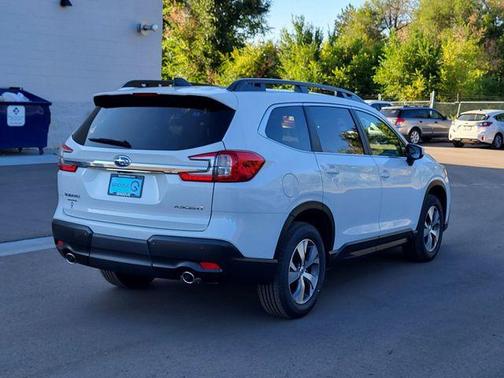 2025 Subaru Ascent Limited Bronze Edition
