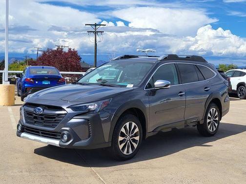 2025 Subaru Outback Touring XT