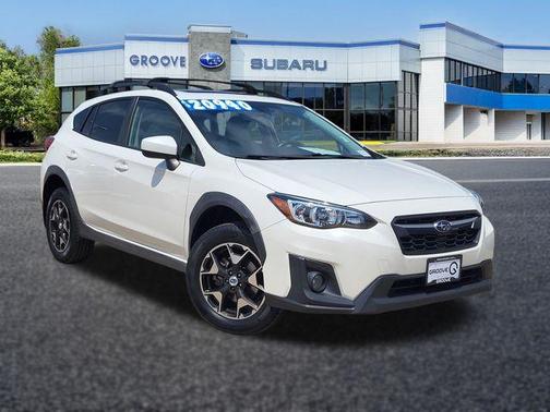Crystal White Pearl 2018 Subaru Crosstrek 2.0i Premium