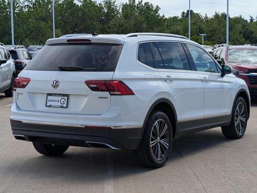 Pure White 2019 Volkswagen Tiguan 2.0T SEL