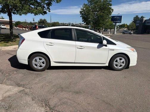 Blizzard Pearl 2011 Toyota Prius IV