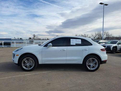 2015 Porsche Macan S