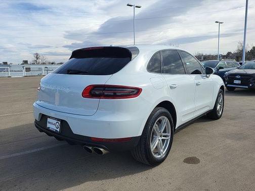 2015 Porsche Macan S
