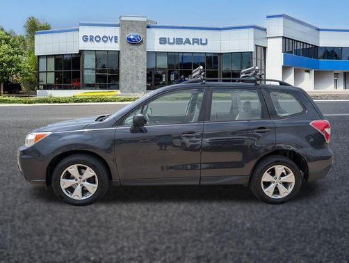 Dark Gray Metallic 2015 Subaru Forester 2.5i
