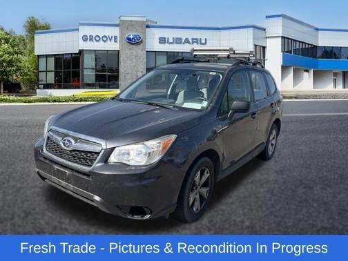 Dark Gray Metallic 2015 Subaru Forester 2.5i