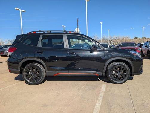 Crystal Black Silica 2024 Subaru Forester Sport