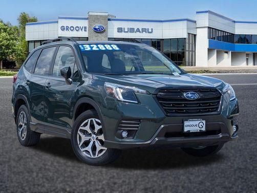 Cascade Green Silica 2024 Subaru Forester Premium