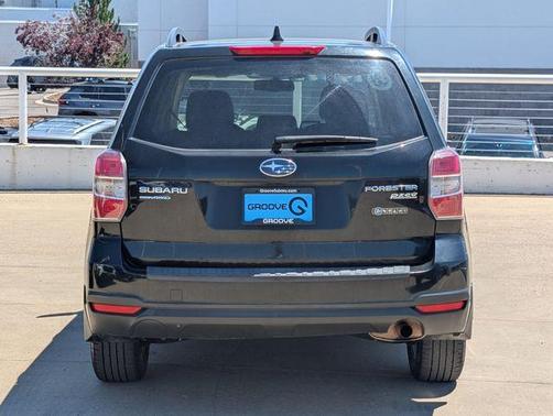Crystal Black Silica 2016 Subaru Forester 2.5i Premium