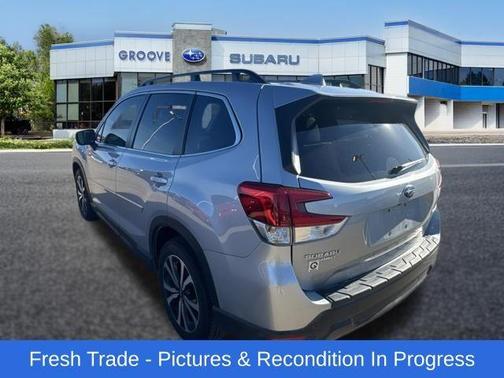 Ice Silver Metallic 2023 Subaru Forester Limited