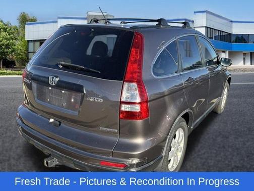 Urban Titanium Metallic 2011 Honda CR-V SE