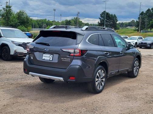 2025 Subaru Outback Touring XT