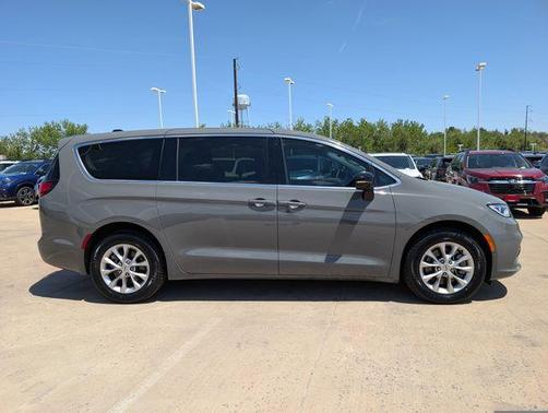 Ceramic Gray Clearcoat 2024 Chrysler Pacifica Touring-L