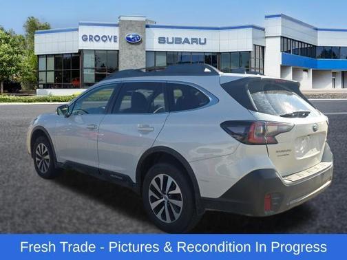 Crystal White Pearl 2020 Subaru Outback Premium