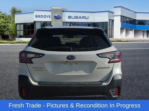 Crystal White Pearl 2020 Subaru Outback Premium
