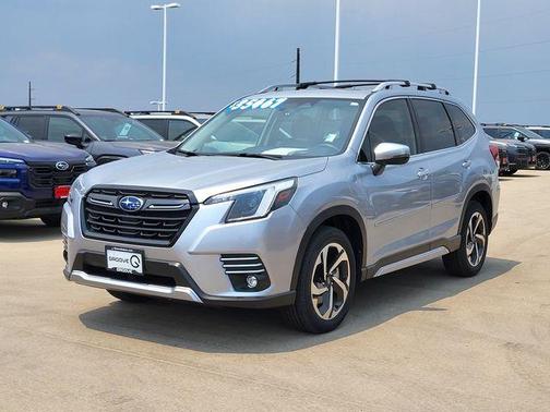 Ice Silver Metallic 2023 Subaru Forester Touring