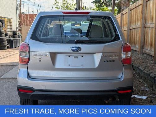 Ice Silver Metallic 2014 Subaru Forester 2.5i