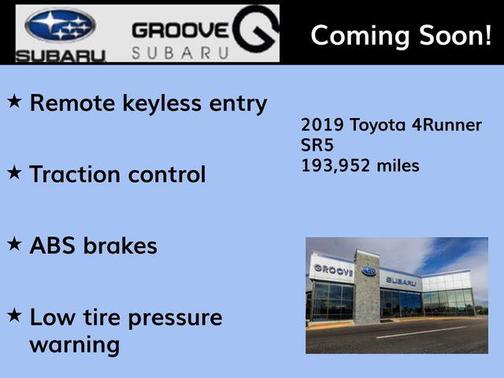 Midnight Black Metallic 2019 Toyota 4Runner SR5