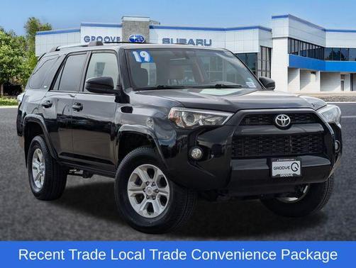 Midnight Black Metallic 2019 Toyota 4Runner SR5