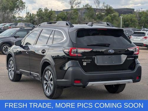 Crystal Black Silica 2023 Subaru Outback Limited