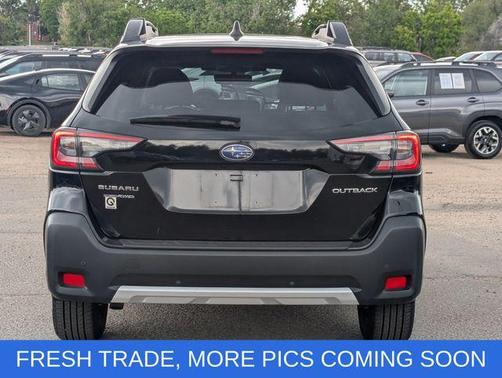 Crystal Black Silica 2023 Subaru Outback Limited