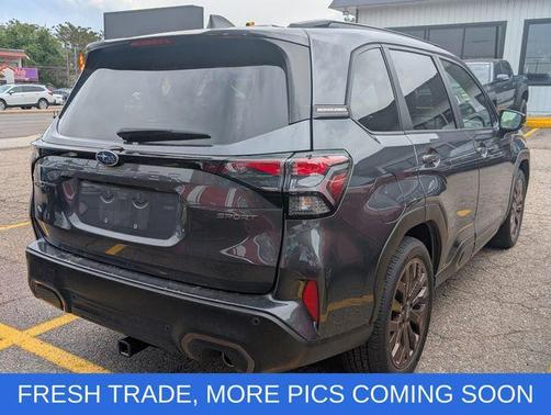 Magnetite Gray Metallic 2025 Subaru Forester Sport