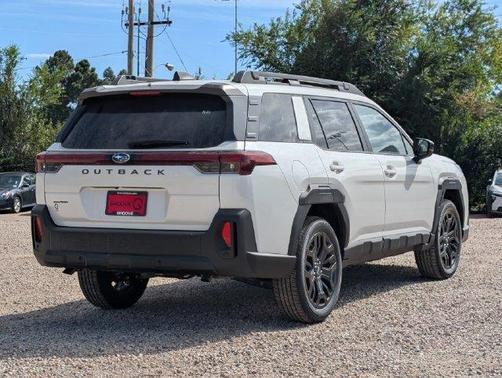 Crystal White Pearl 2026 Subaru Outback Limited XT