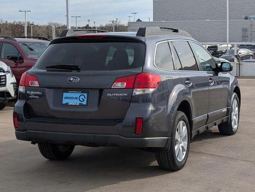 2010 Subaru Outback 2.5i Premium