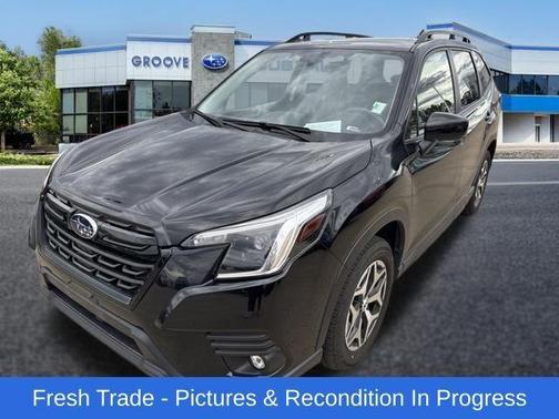 Crystal Black Silica 2024 Subaru Forester Premium