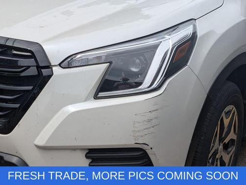 Crystal White Pearl 2023 Subaru Forester Premium