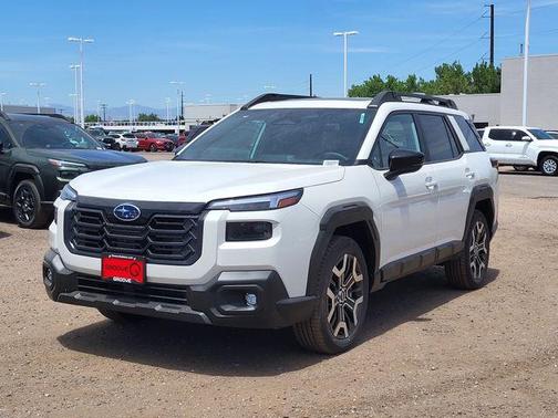 Crystal White Pearl 2026 Subaru Outback Touring XT