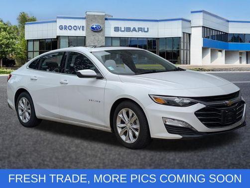 Summit White 2022 Chevrolet Malibu LT