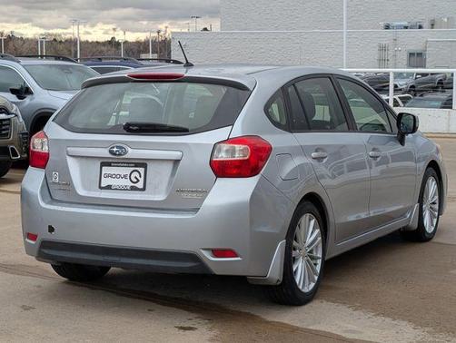 2013 Subaru Impreza 2.0i Premium