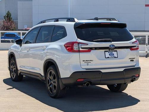 Crystal White Pearl 2025 Subaru Ascent Onyx Edition Touring