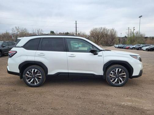 Crystal White Pearl 2026 Subaru Forester Touring