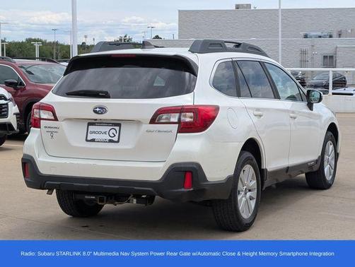 Crystal White Pearl 2018 Subaru Outback 2.5i Premium