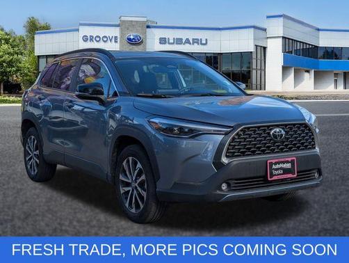 2025 Toyota Corolla Cross XLE